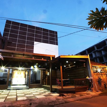 Easton Kuta Homestay Luaran gambar