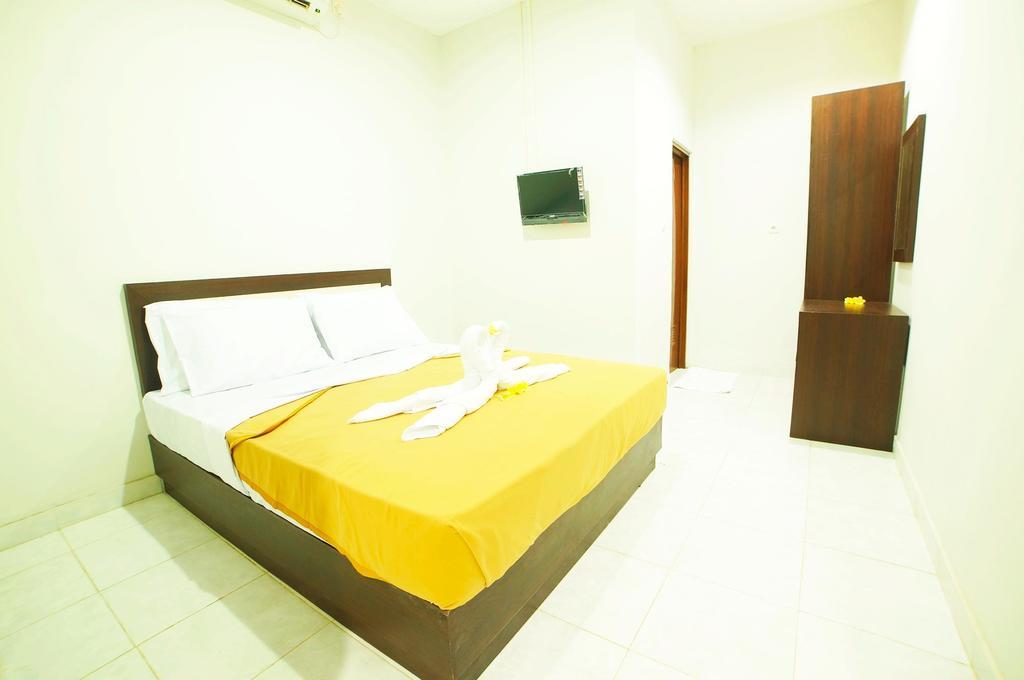 Easton Kuta Homestay Luaran gambar