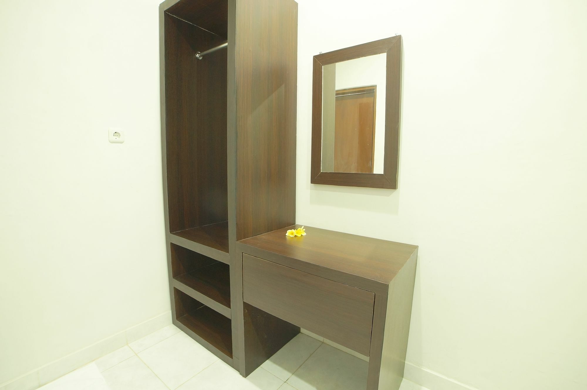 Easton Kuta Homestay Luaran gambar